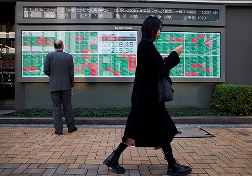 Asia stocks struggle as China drags, rate cut bets dwindle
